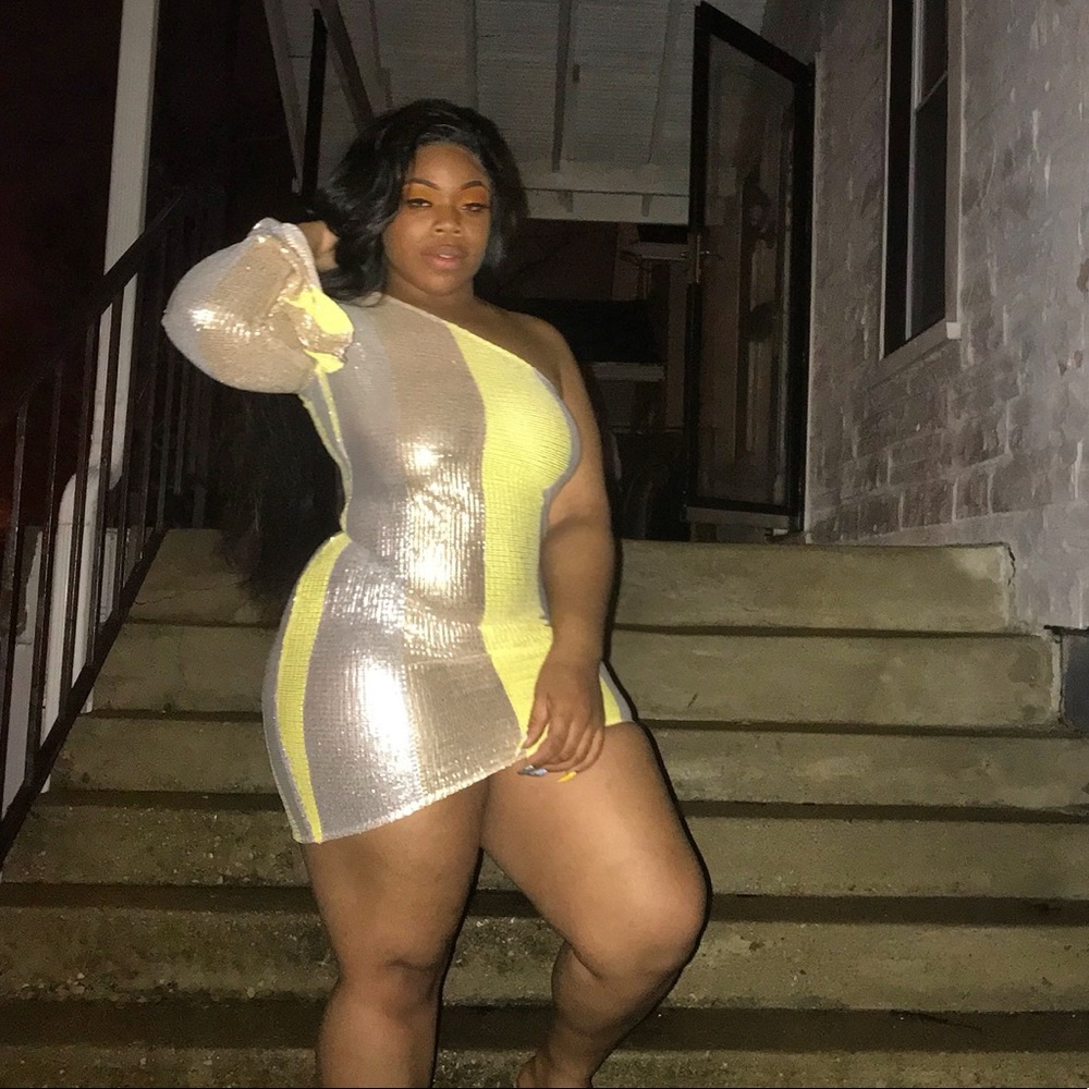 Shane Justin seductive diva dress
